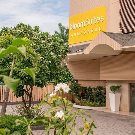 Bloomsuites L Ahmedabad Exterior foto